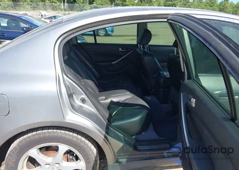 2004 Infiniti G35X из США, поврежденный, VIN JNKCV51FX4M719185